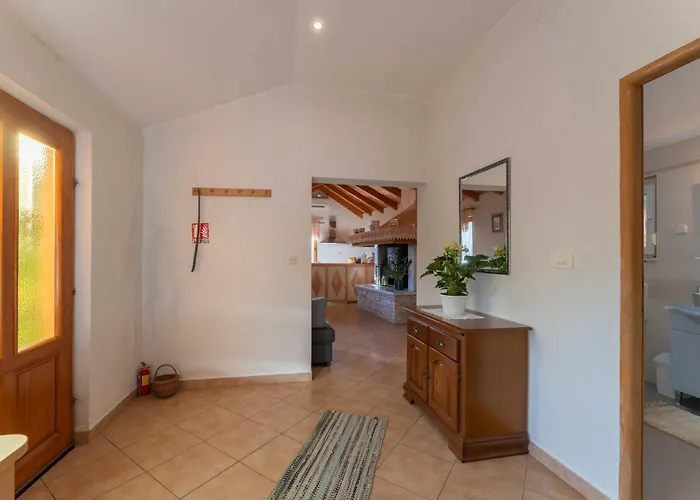 Semesterbostad Garden House Kablar