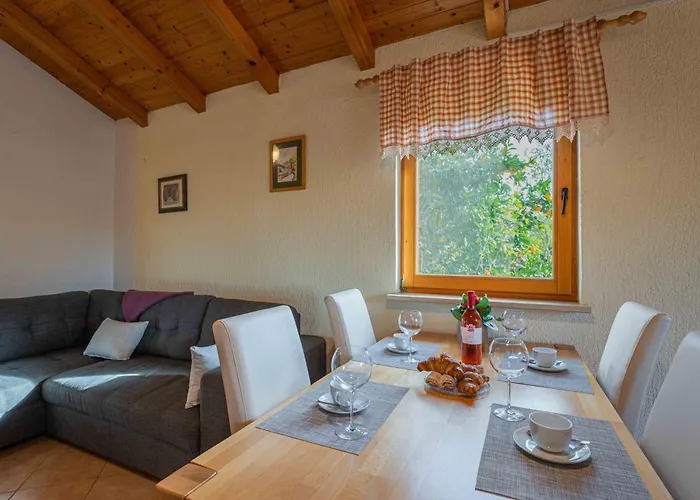 Garden House Kablar Pula