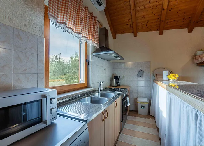 Garden House Kablar Semesterbostad Pula