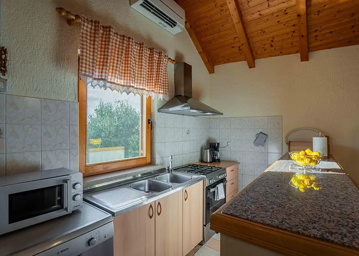 Garden House Kablar Semesterbostad Pula